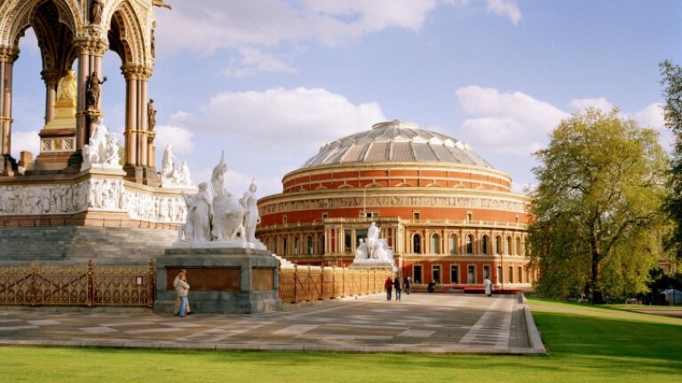 Outside the Royal Albert Hall.