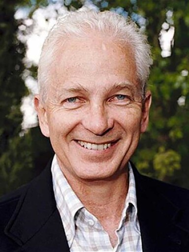 Portrait image of david gower mbe.